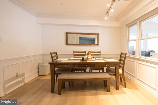 Photo - 24 Rose Apple Rd