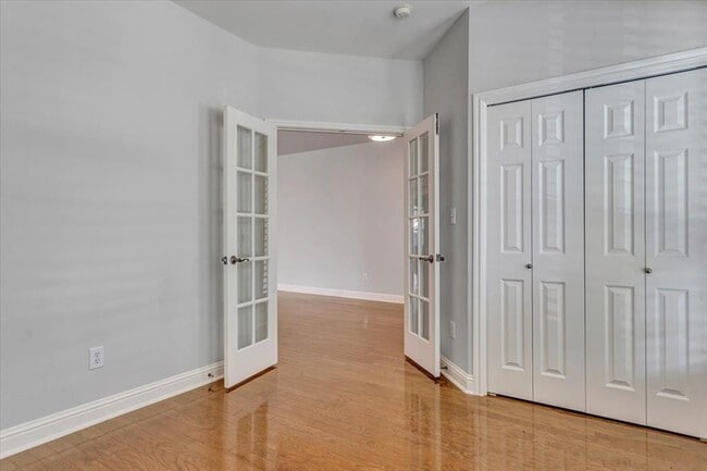 Photo - 629 12 Oaks Ln