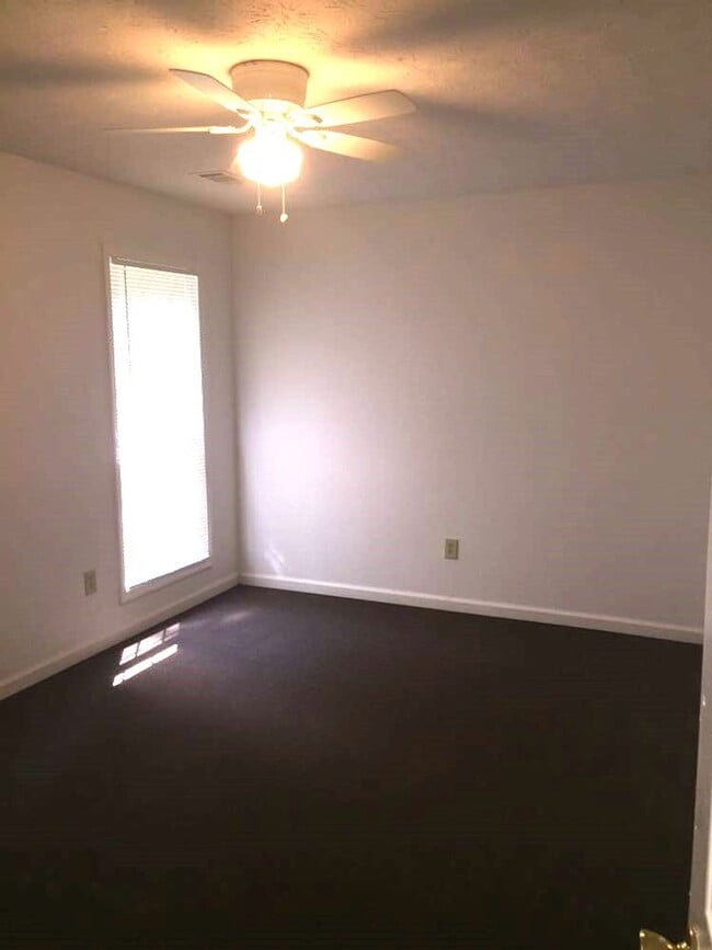 1018 11th Ave Unit B