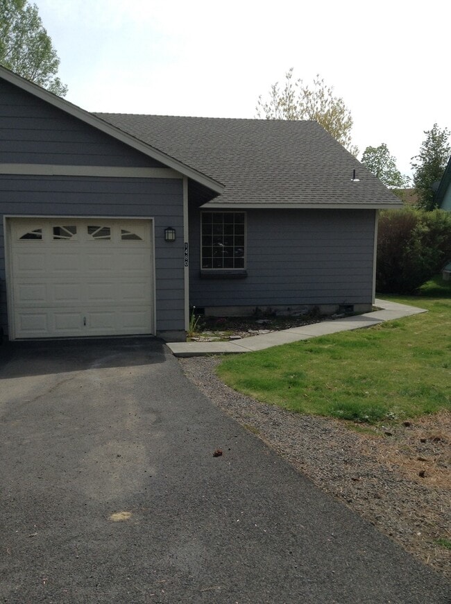 Building Photo - c1480 Unit 1480