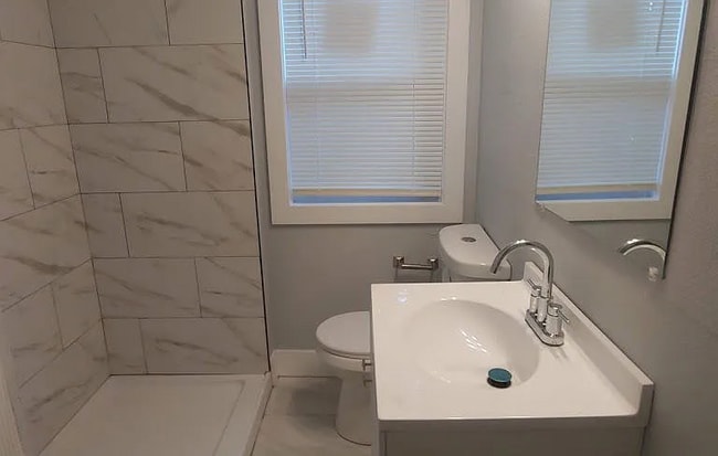 Photo - 2875 N 50th St Unit Upper