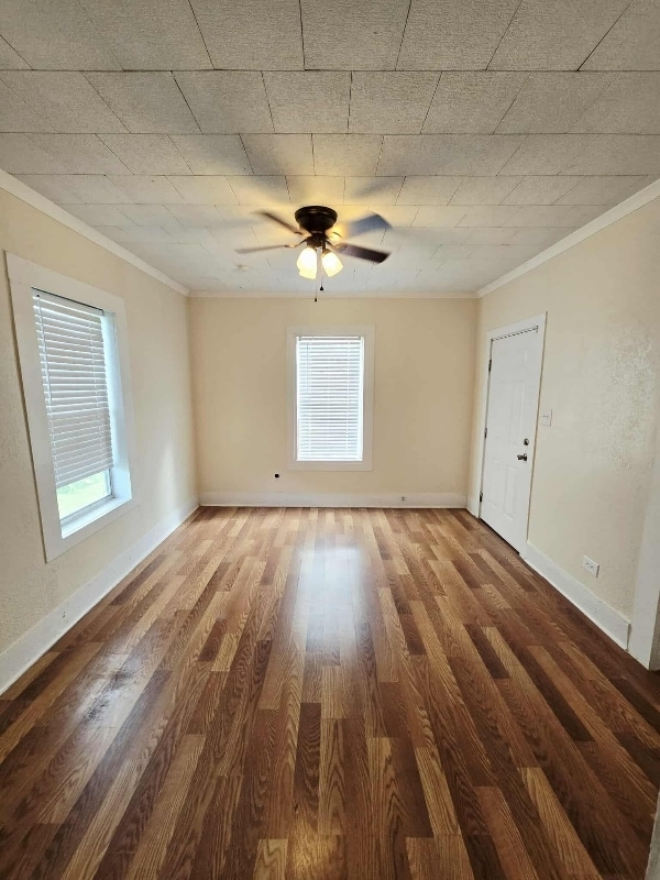 Photo - 18 N Avenue C
