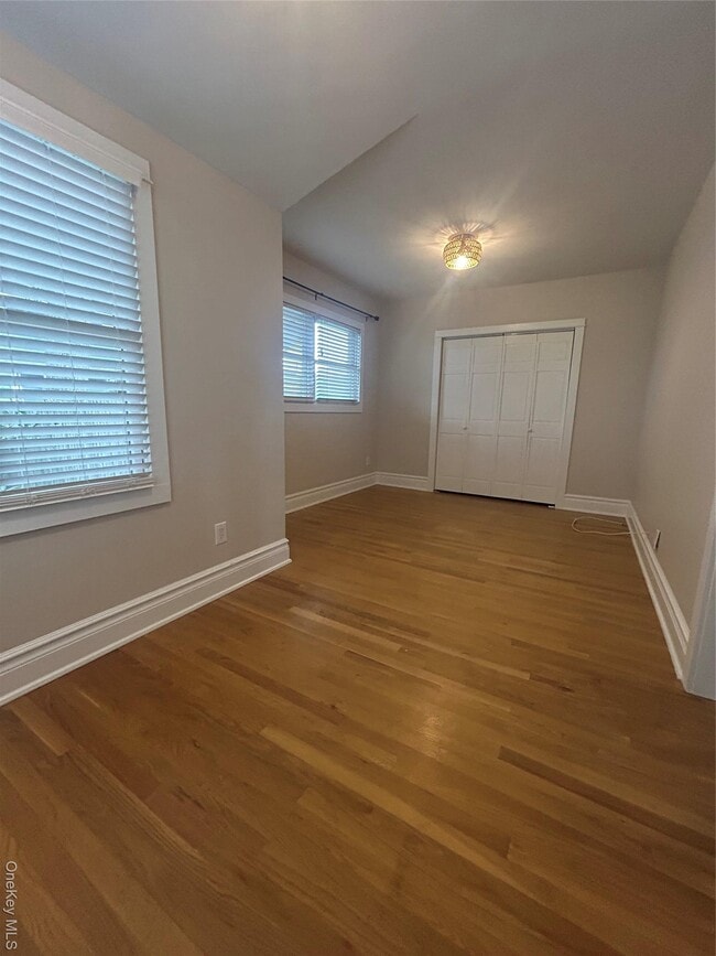 Building Photo - 266 County Line Rd Rental