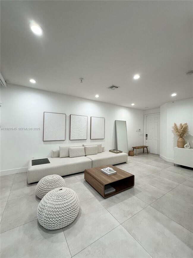 Photo - 13017 Riverwalk Cir S