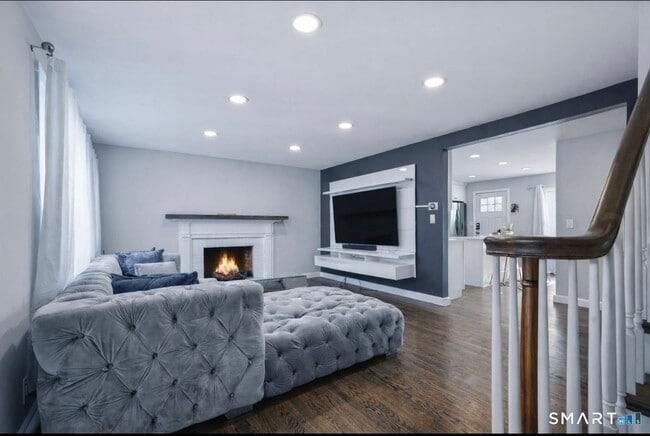 Photo - 457 Summit St