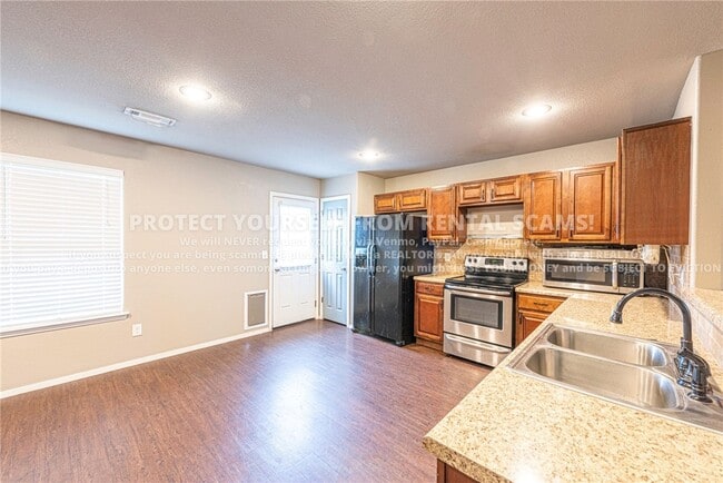 Photo - 1336 S Splash Dr