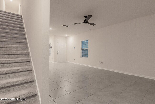 Photo - 957 Observatory Pkwy