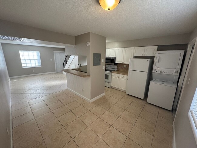 Photo - Centrally located in Merritt Island