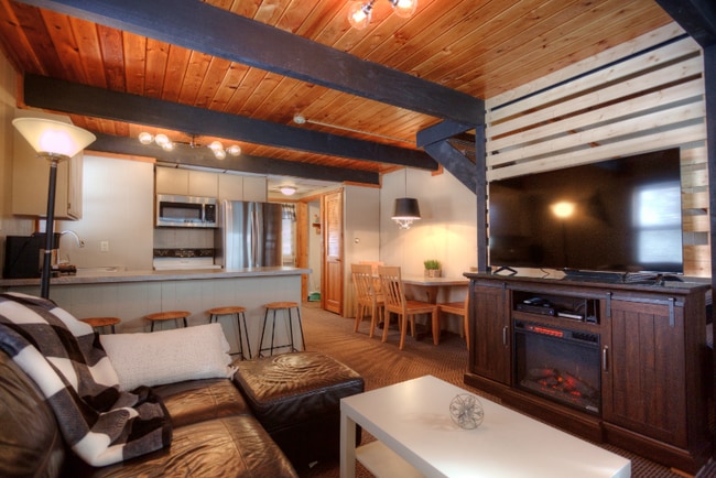 Photo - 387 Indianhead Rd Unidad Chill Inn