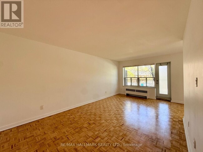Photo - 30 Upper Canada Dr Unit 208