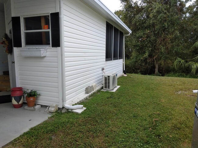 Photo - 215 Tiger Lilly Dr