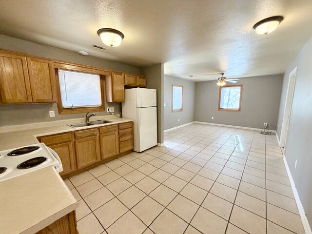 Photo - 364 E 7th St Unit 1