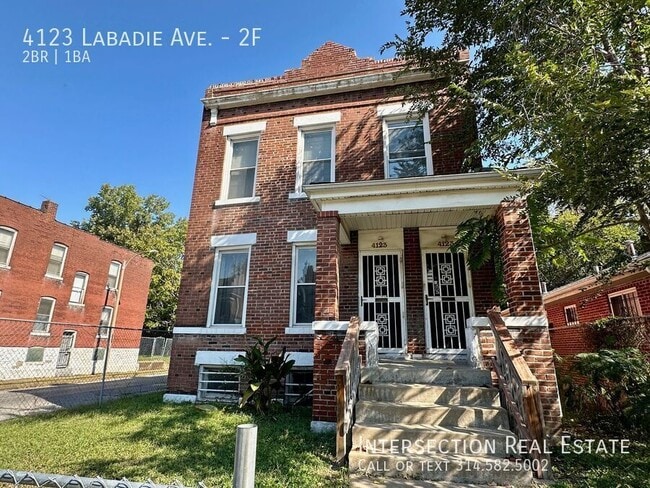 Building Photo - 4123 Labadie Ave Unit 2F