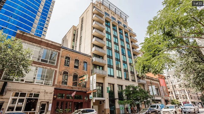 Building Photo - 744 N Clark St Unit 803