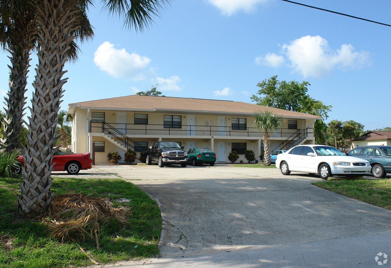 Photo - 327-329 Orange Blossom Dr Apartments