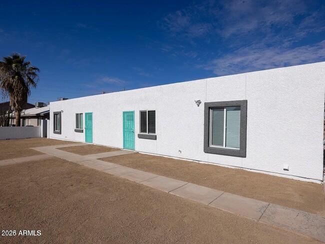 Photo - 476 E Linda Ave Unit 3