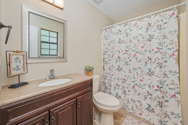 Photo - 212 Grand Prix Dr