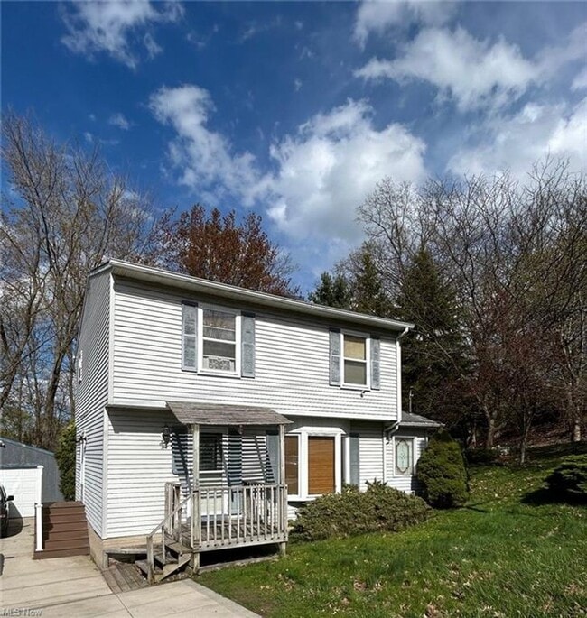 Building Photo - Lakeview 3 Bedroom  1.5 Bath  Home for Ren...