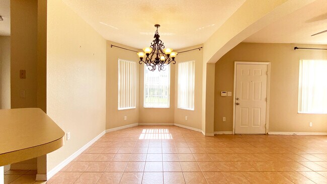 Photo - 118 SW Peacock Blvd Unit 101