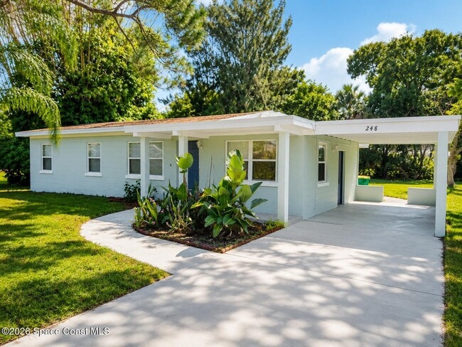 Building Photo - 248 Laurel Oak St