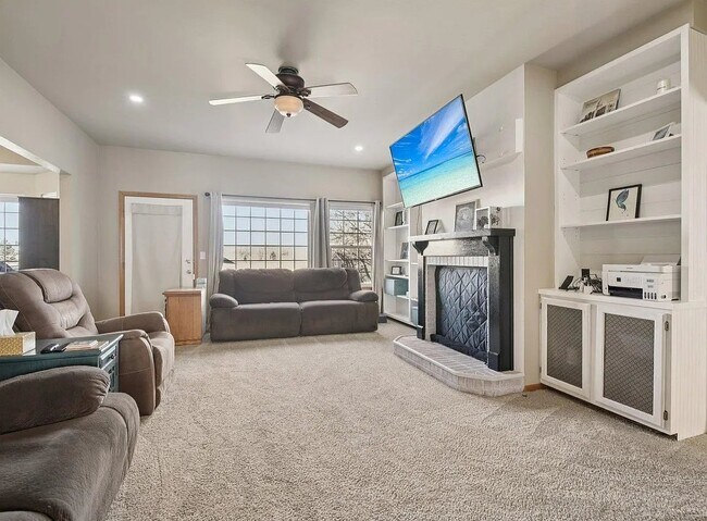 Photo - 714 Jay Ave