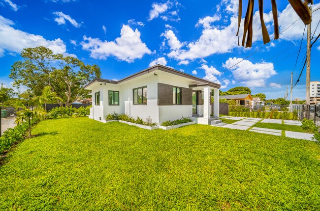 Photo - 1500 NW 52nd St Unit 1500