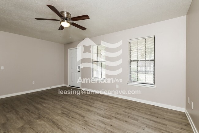 Photo - 1472 Bass Ave