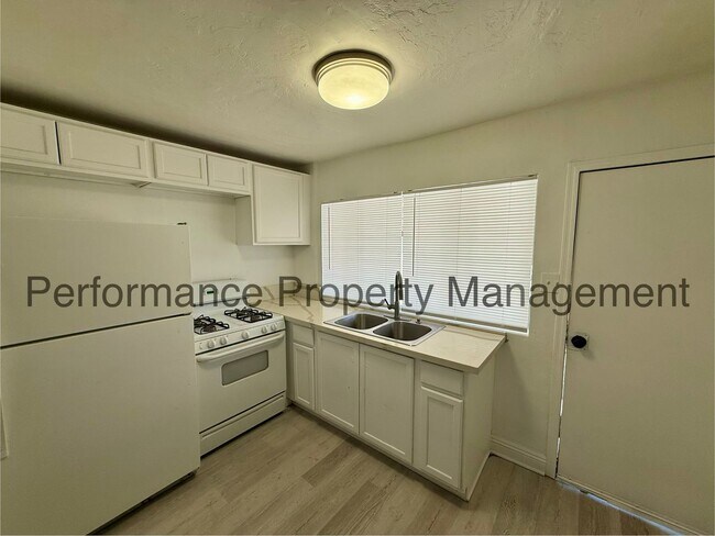 Photo - Cozy 3 Bed/2 Bath E Bakersfield Home w/ Solar, RBP & $0 Deposit Option
