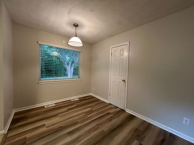 Photo - Welcome to this charming ranch-style home in the heart of Churchland "ASK ABOUT OUR ZERO DEPOSIT"