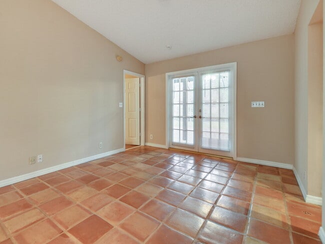 Photo - 13640 Jonquil Pl