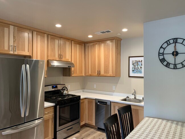 Photo - 2805 Harrison Ave