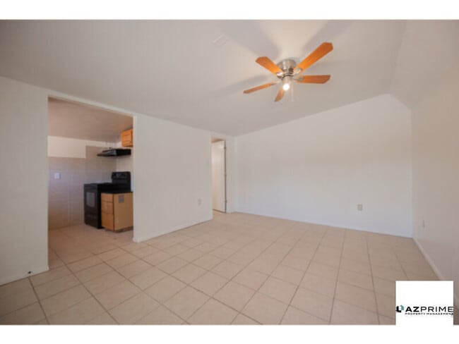 Photo - Modern And Comfortable 1/1 Apartment In Phoenix Offering Stylish Living In A Highly Desirable And Ce