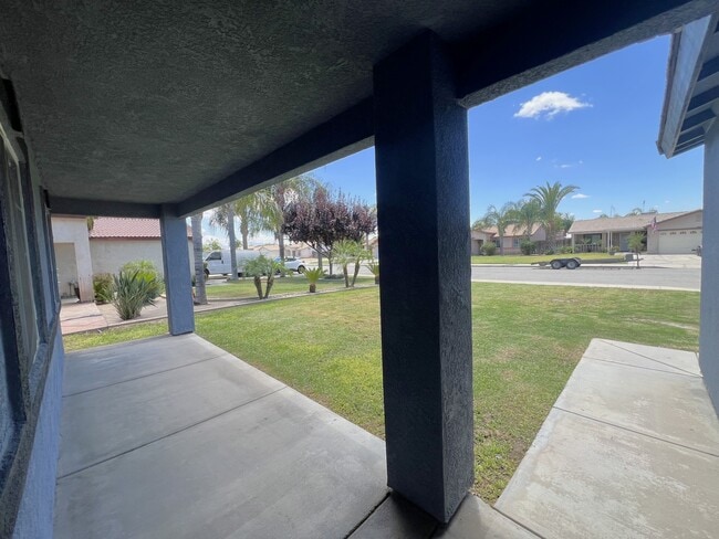 Photo - 1408 Interlaken Dr
