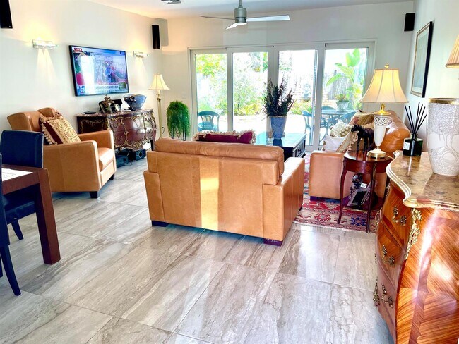 Photo - 13514 Fountain View Blvd