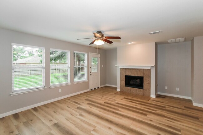 Photo - 2500 Briar Forest Dr