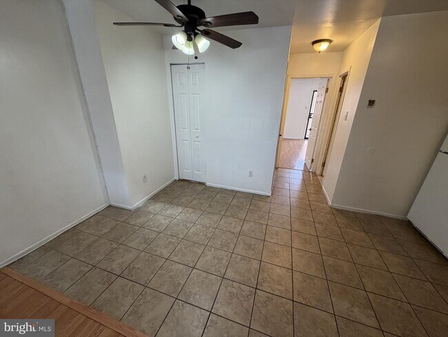 Photo - 7751 Oxford Ave Unit 2