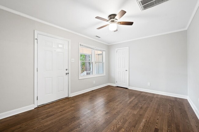 Photo - Renovated 2 bed/1 bath duplex minutes from downtown!