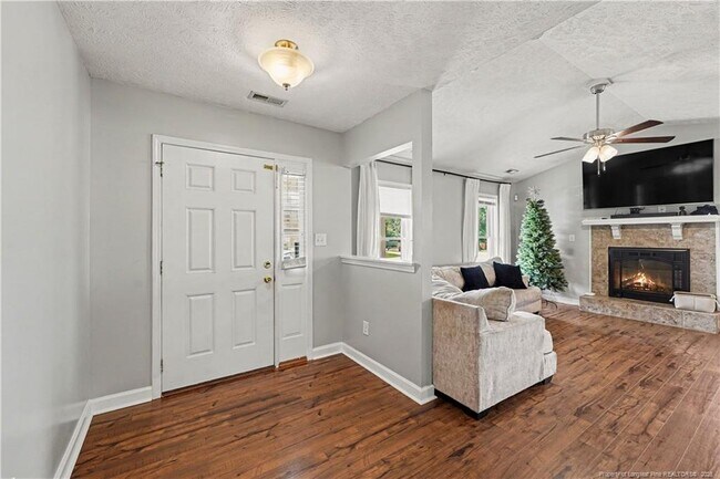 2117 Feathercombe Court