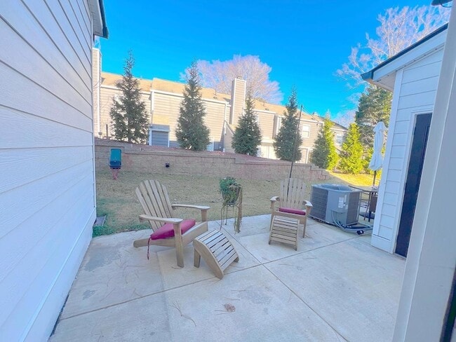 Photo - 6800 Milligan Way