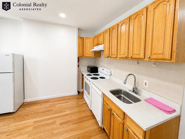 Photo - 74 Tyler St