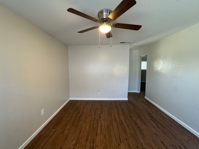 Photo - 1800 Orange St Unidad 1800-B