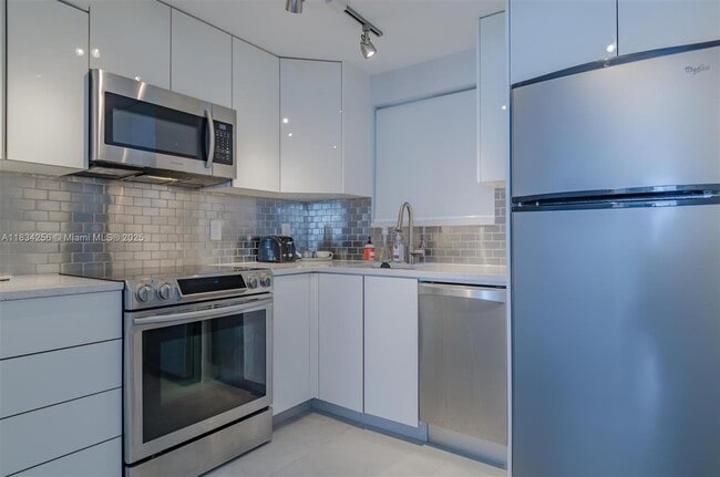 Photo - 1345 Lincoln Rd Unidad 1202