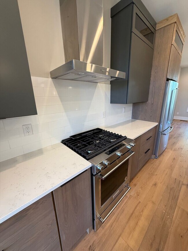 Photo - LUXURY Rooftop Terrace Townhome Uptown CLT