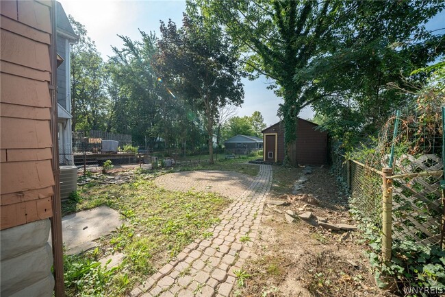 23 Aldrich Pl