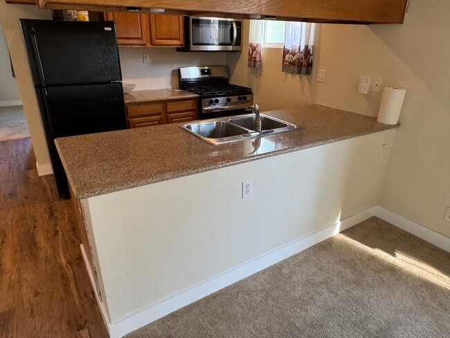Photo - 10920 Apricot St Unit A