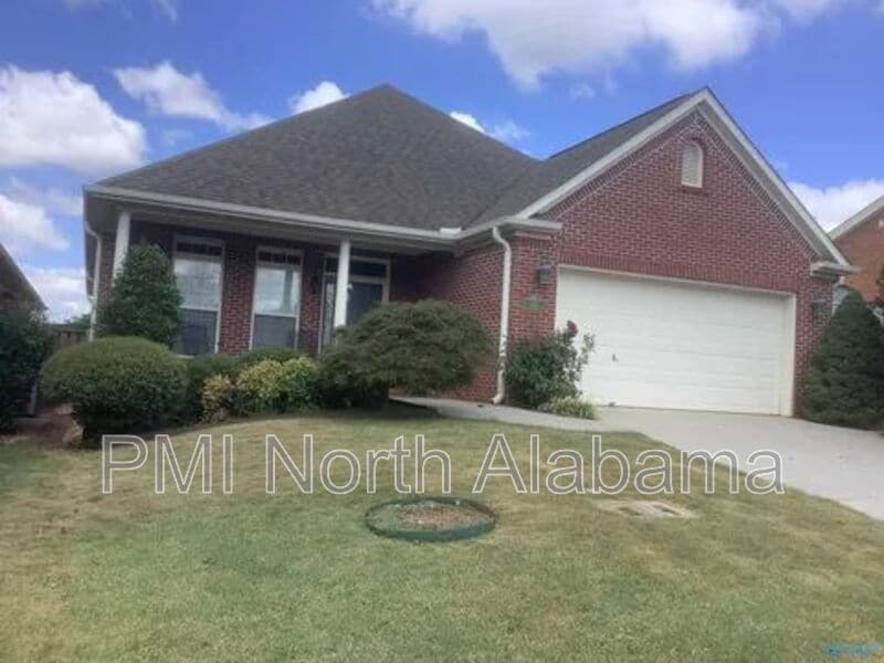 Photo - 134 Canterbury Dr