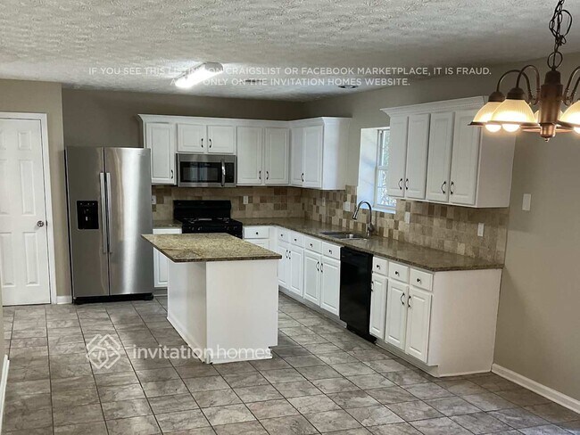 Photo - 2000 Hidden Valley Dr SW