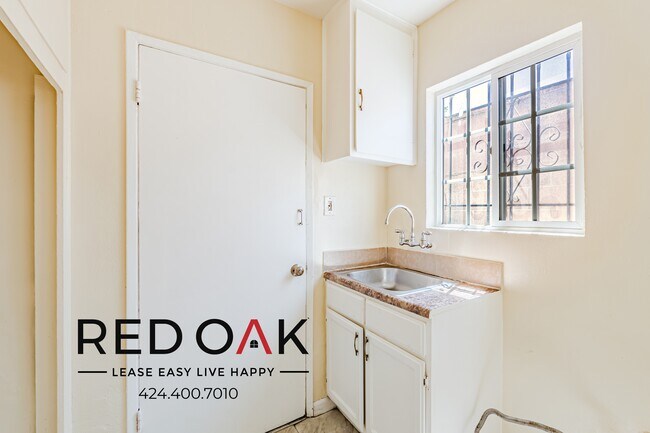 1222 3/4-1224 W 109th Pl Unit 1222 3/4