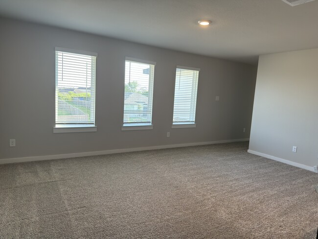 Building Photo - 7735 Rainham Valley Ln