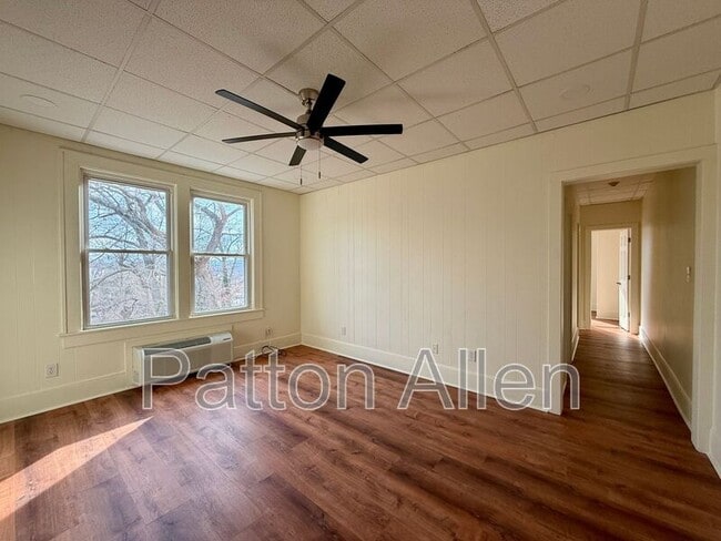 Photo - 43 Ravenscroft Dr Unit # 14